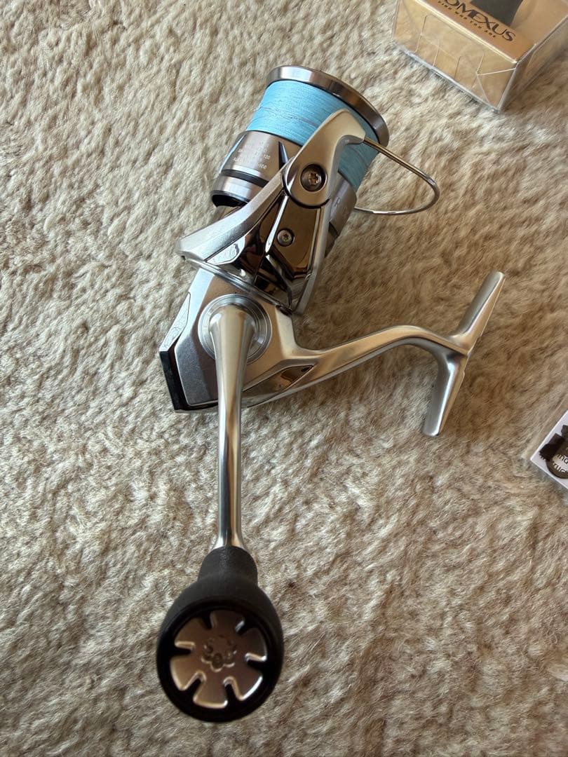 23 ストラディック 2500SHG 美品 ゴメクサスノブ付 純正ノブ未使用