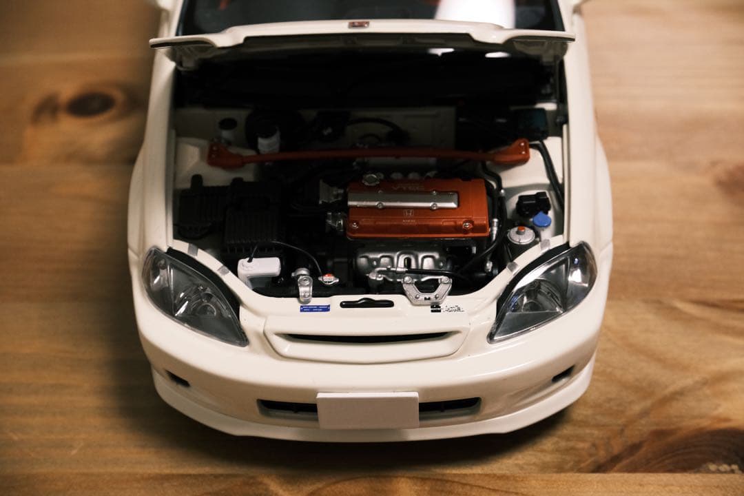 ミニカー Motorhelix 1/18 Honda civic type R (ek9)