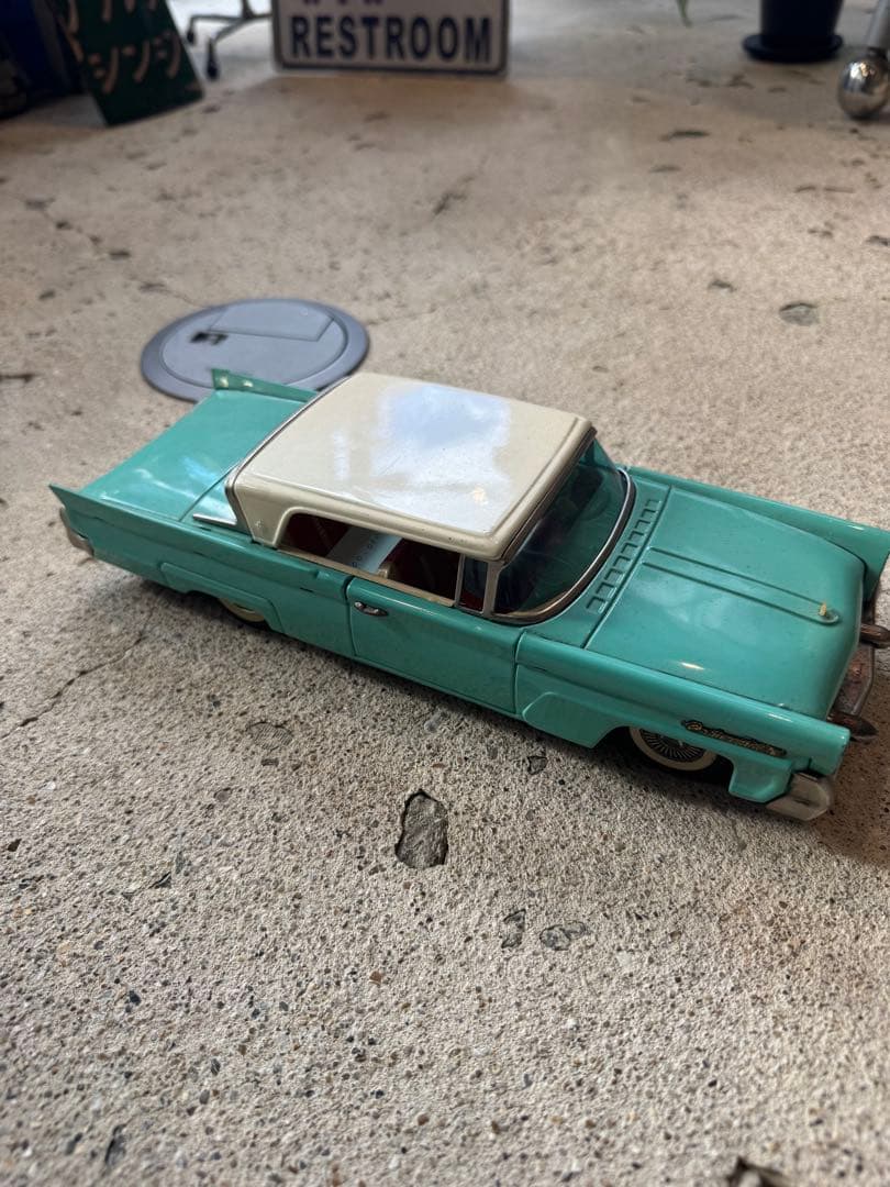 リンカーン コンチネンタル ブリキ 当時物 クラシックカー