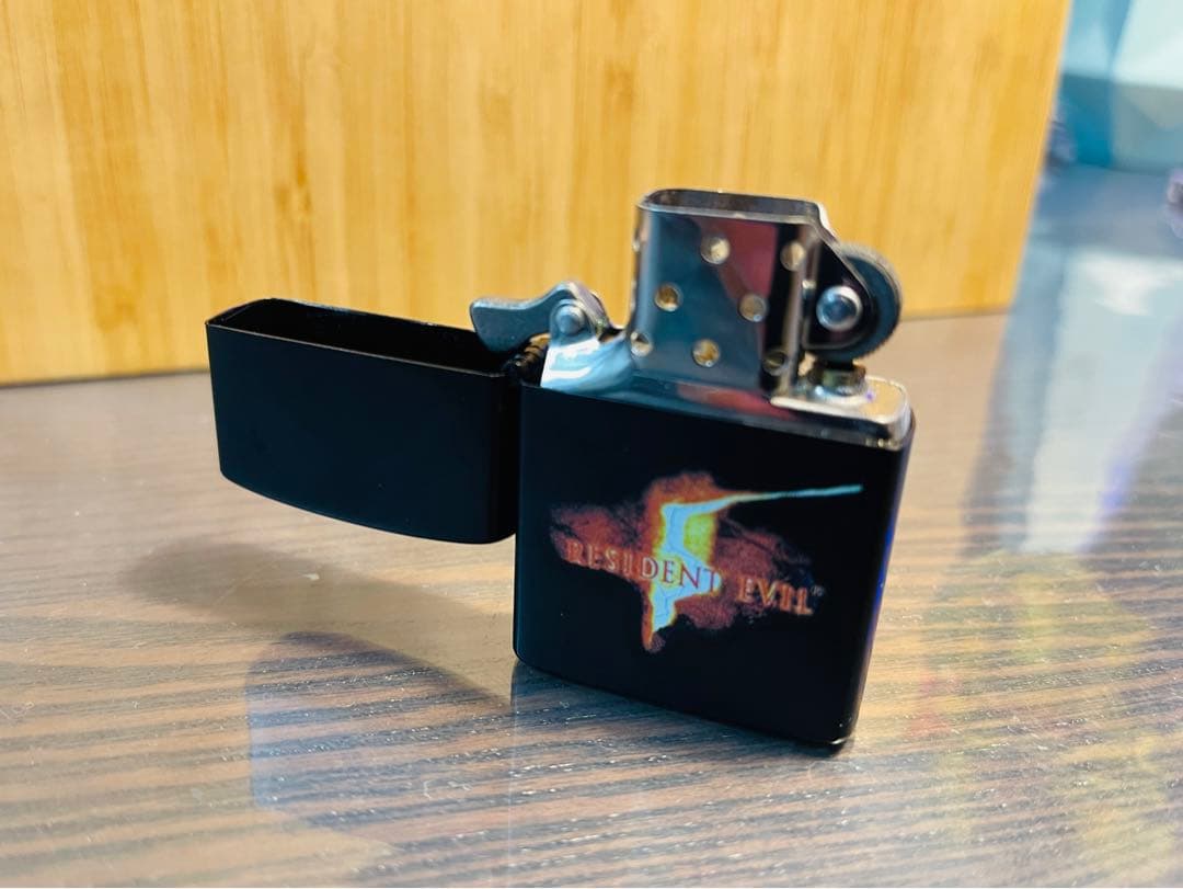 レア新品　NECAバイオハザード5 ボックスアートライター日本未発売