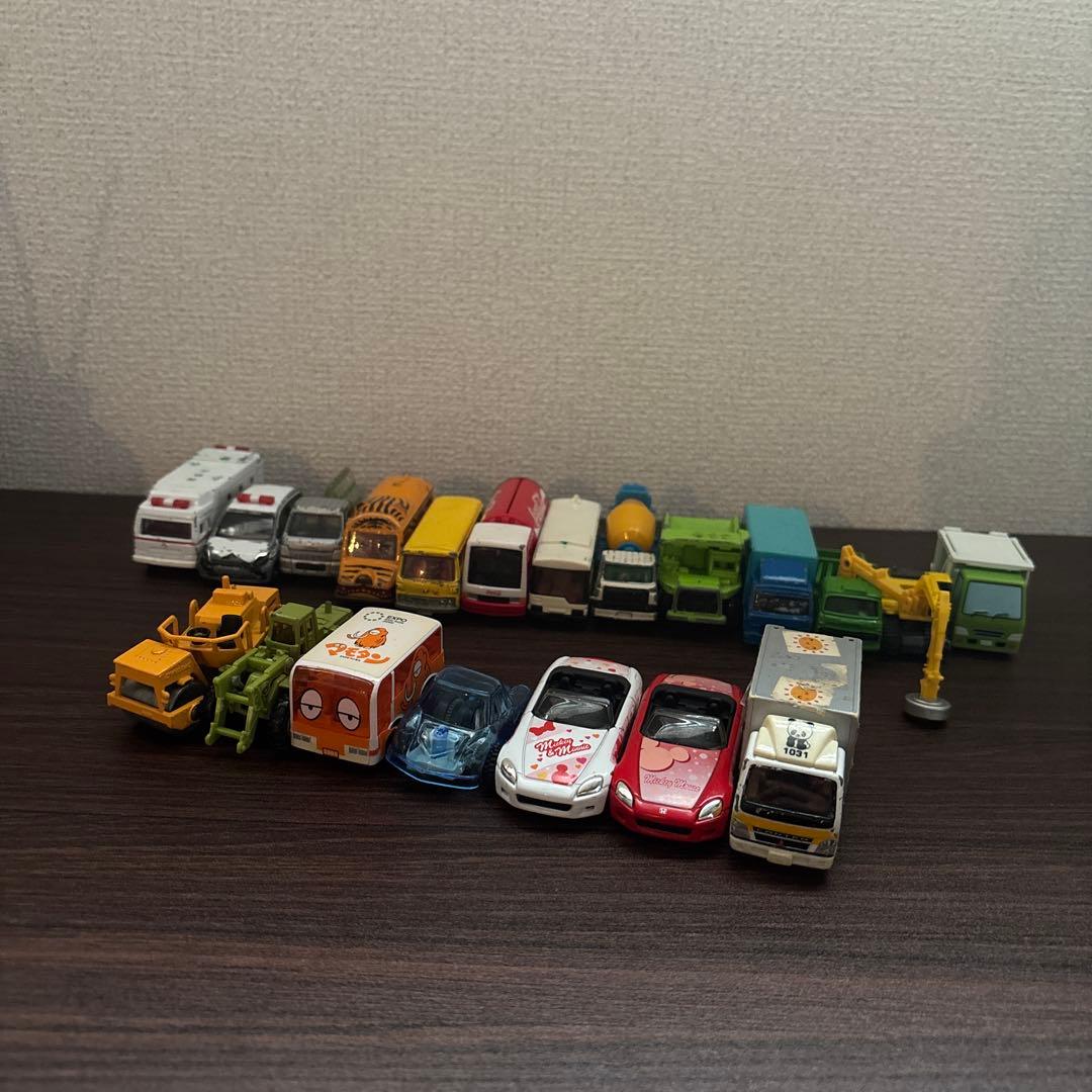 トミカ ミニカーセット クレーン付き収納ボックス