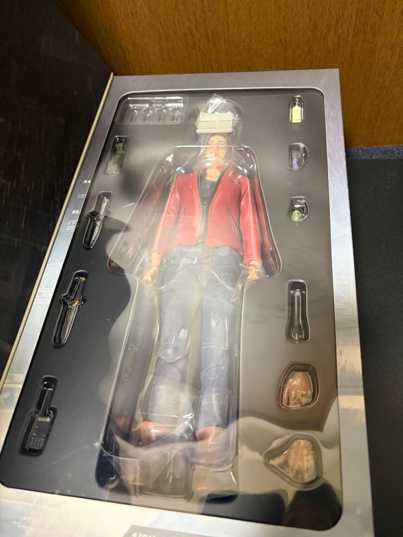 コレクティブルアクションフィギュア クレア・レッドフィールド バイオハザード