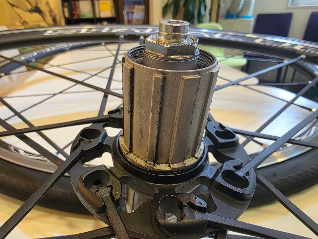 カンパニョーロ シャマルウルトラ c17 シマノフリー ダークラベル