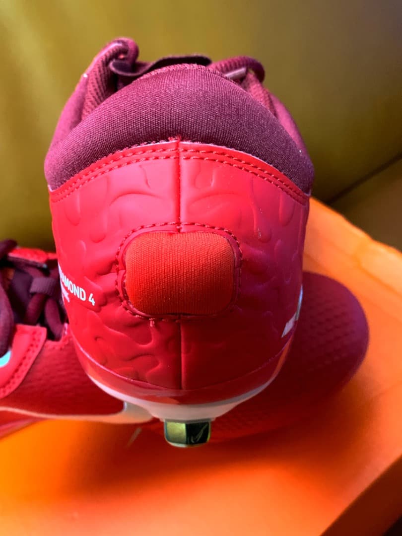 新品★USA国内限定発売モデル☆NIKE★Hyperdiamond 4★27cm