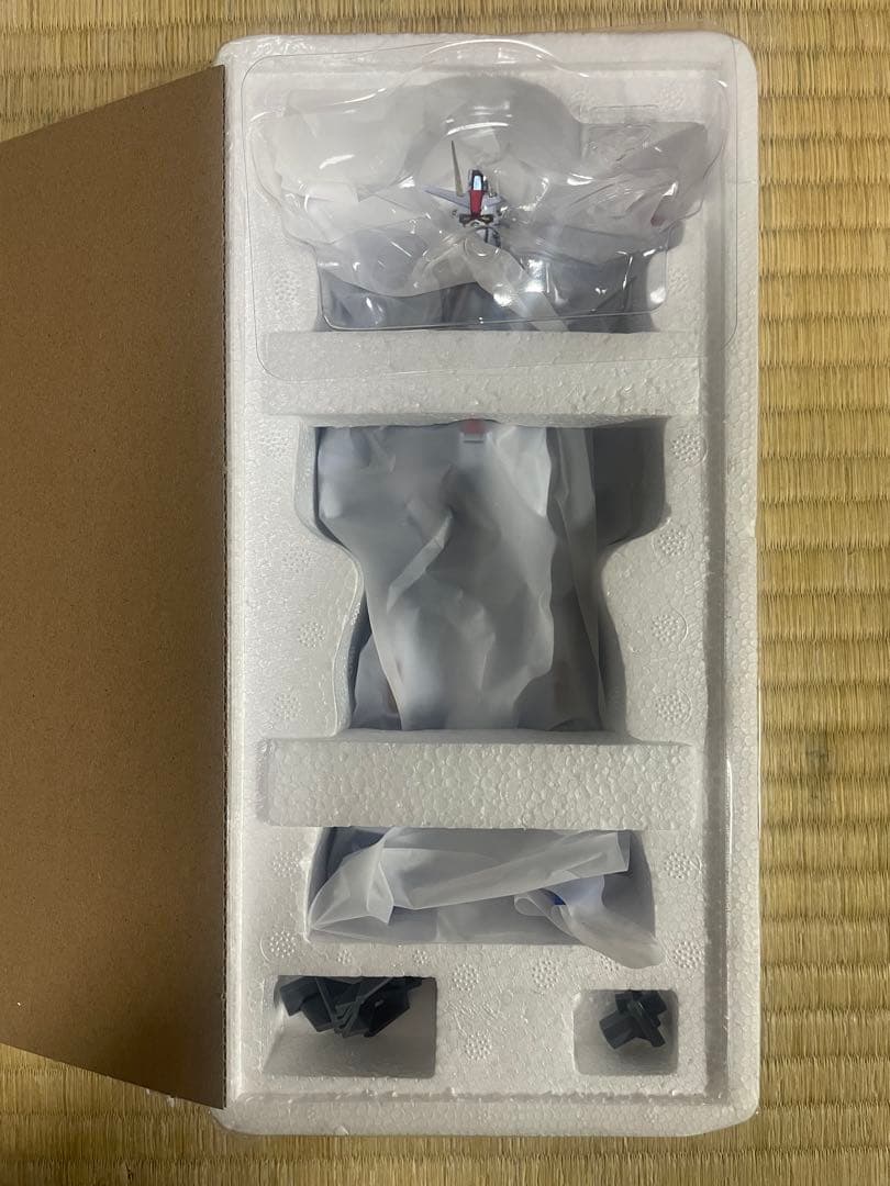 L BUILD フリーダムガンダム　 SPARKLE ver.