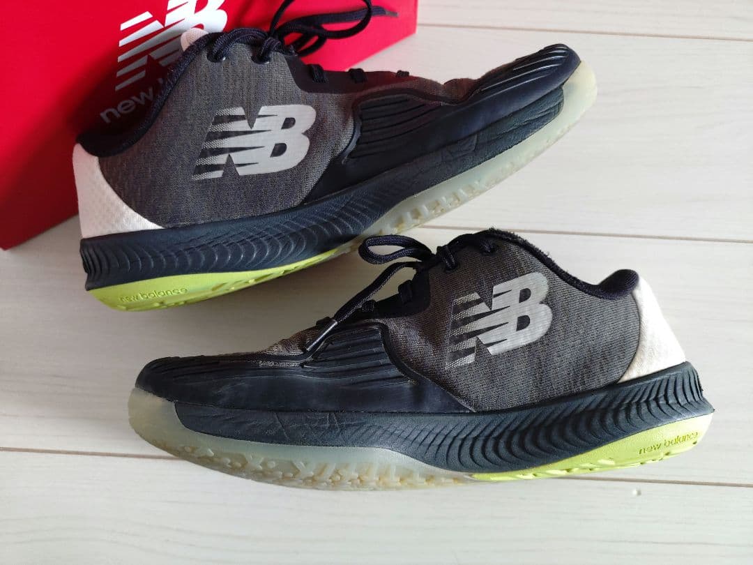 ニューバランス オムニ クレー テニスシューズ 27cm 美品 フューエルセル