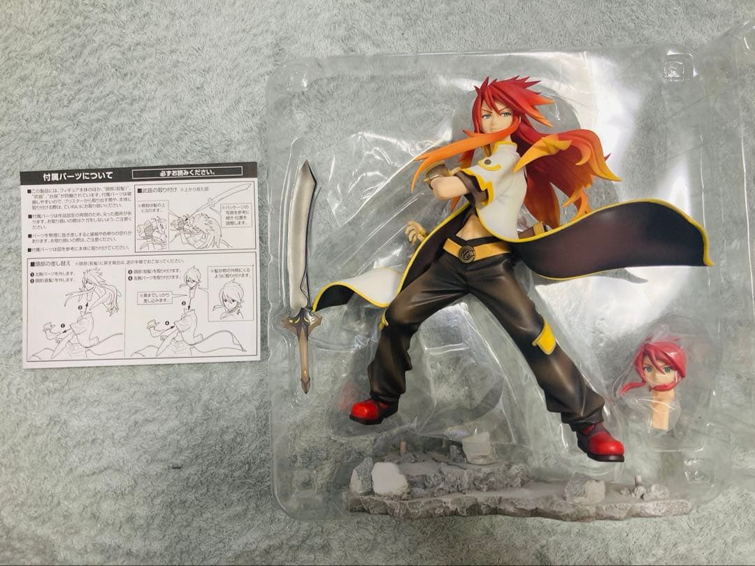 テイルズ 1/8スケール 完成品フィギュア ルーク・フォン・ファブレ