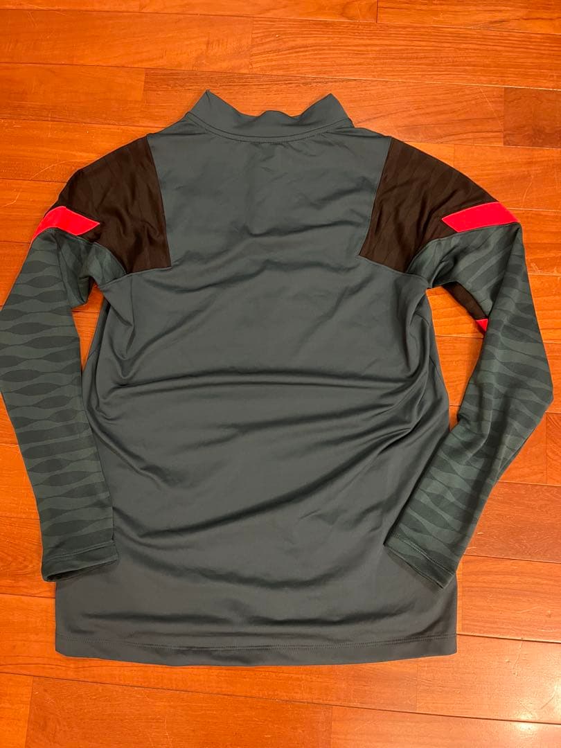 専用　リバプール Nike DRI-FIT ジャージ Mサイズ