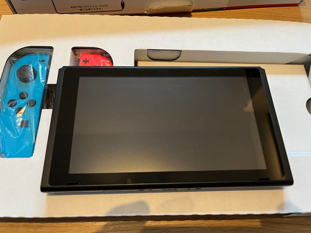 Nintendo Switch 本体 ブラック ジョイコン付き