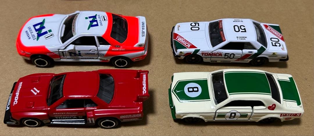 トミカ ギフトセット 2点セット スカイラインヒストリー グランツーリスモ2