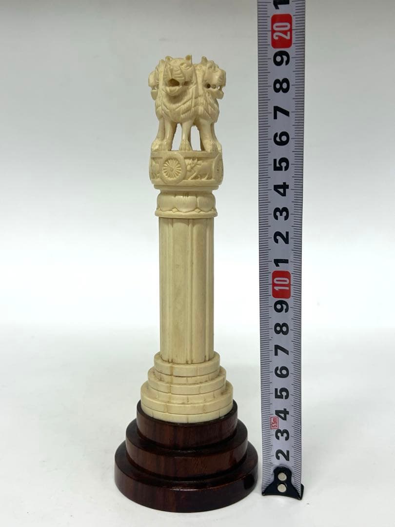 極上 獅子飾り　置物　重さ241g M—5