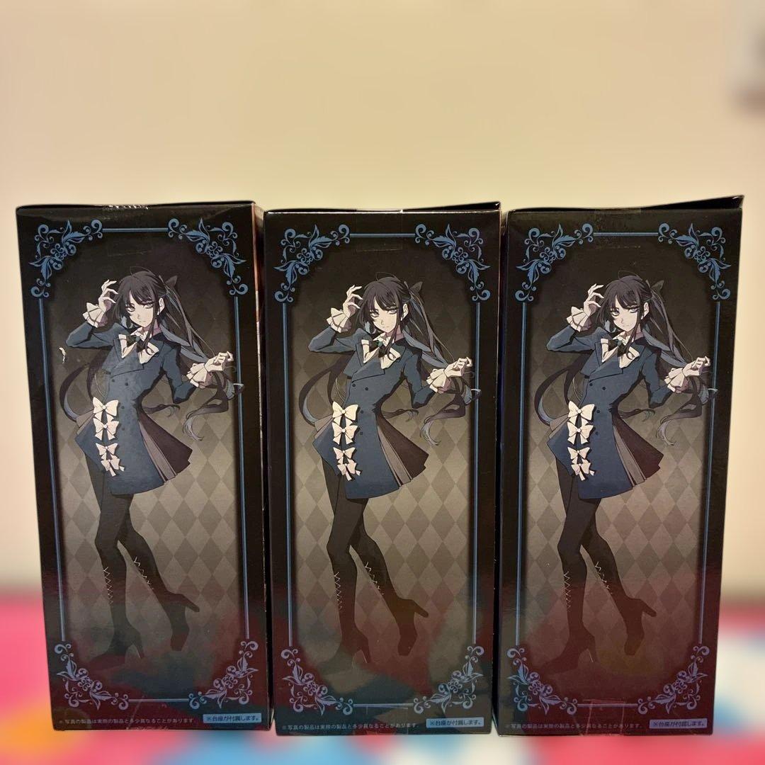 【新品未開封】Ado フィギュア WINTER ver. ラウンドワン限定 3体