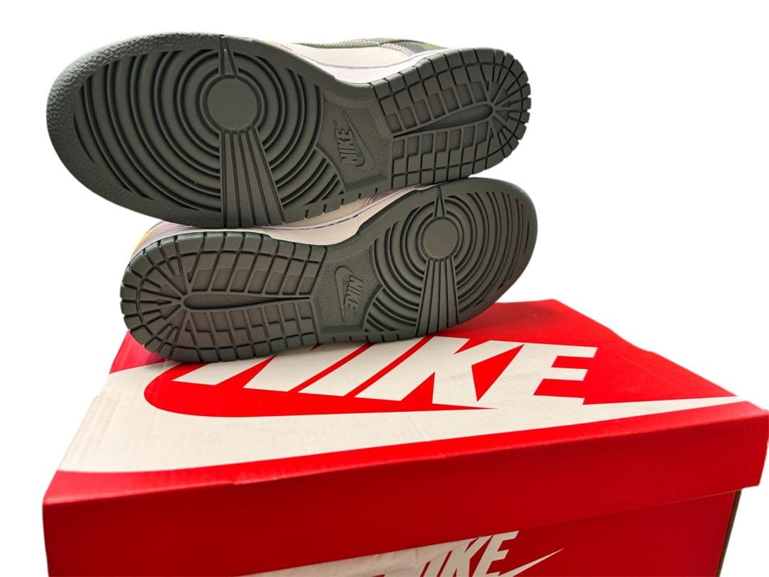 の*み様 SB DUNK Nike DH0957-100 カモフラージュスニーカ
