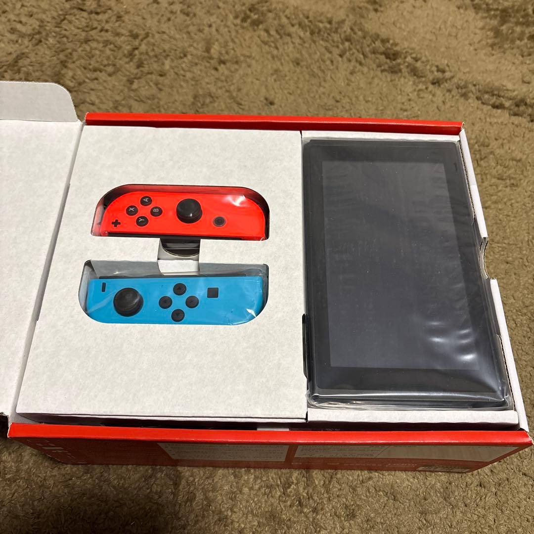 新品未使用　Nintendo Switch ネオンブルー・ネオンレッド即購入OK