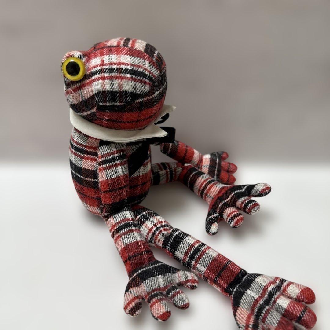 モン・スイユ Mon Seuil カエル ぬいぐるみ “ブリトー”