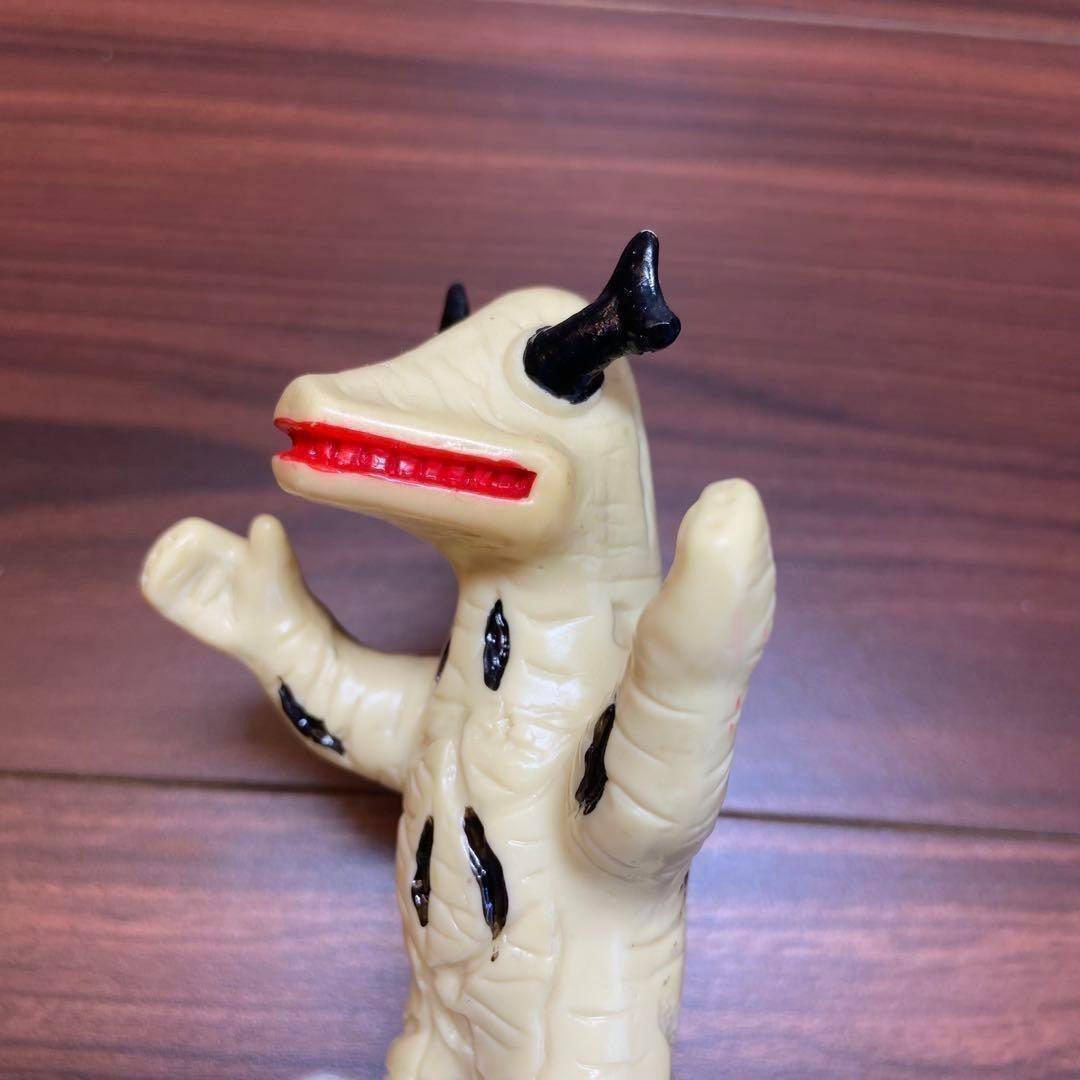 大里玩具 エレキング ソフビ 3175