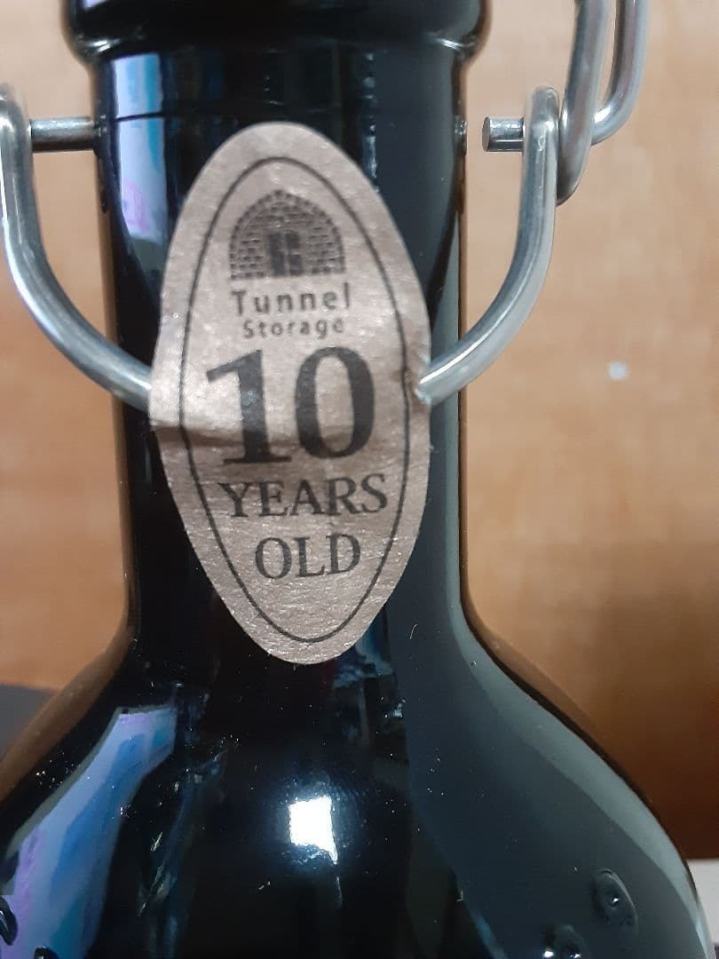 萬膳酒造　喚火萬膳　隧道3年(黒麹)　喚火萬膳　隧道10年(黄麹)　のセット