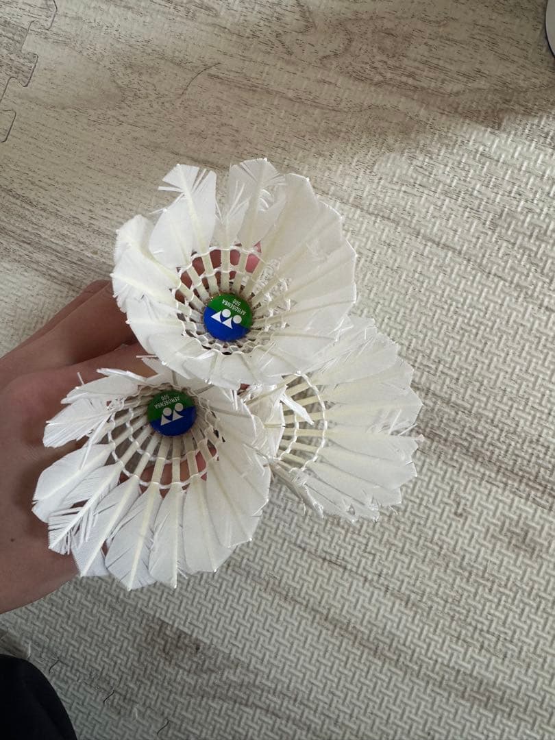 ヨネックスエアロセンサ500中古シャトル168球