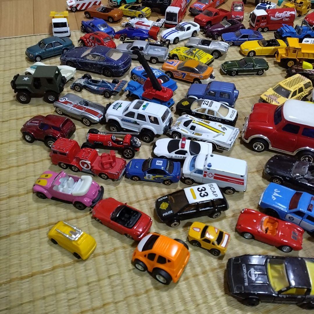 車　ヘリ　レースカー　ミニカー　いろいろ