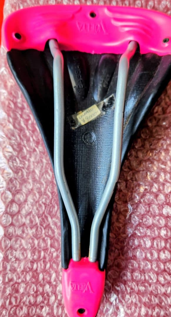 COLNAGO Vuelta Bassano サドル