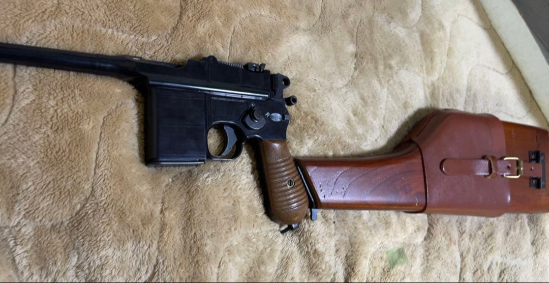 マルシン　モーゼル　M712 モデルガン　マガジンクリップ　木製ストック付き