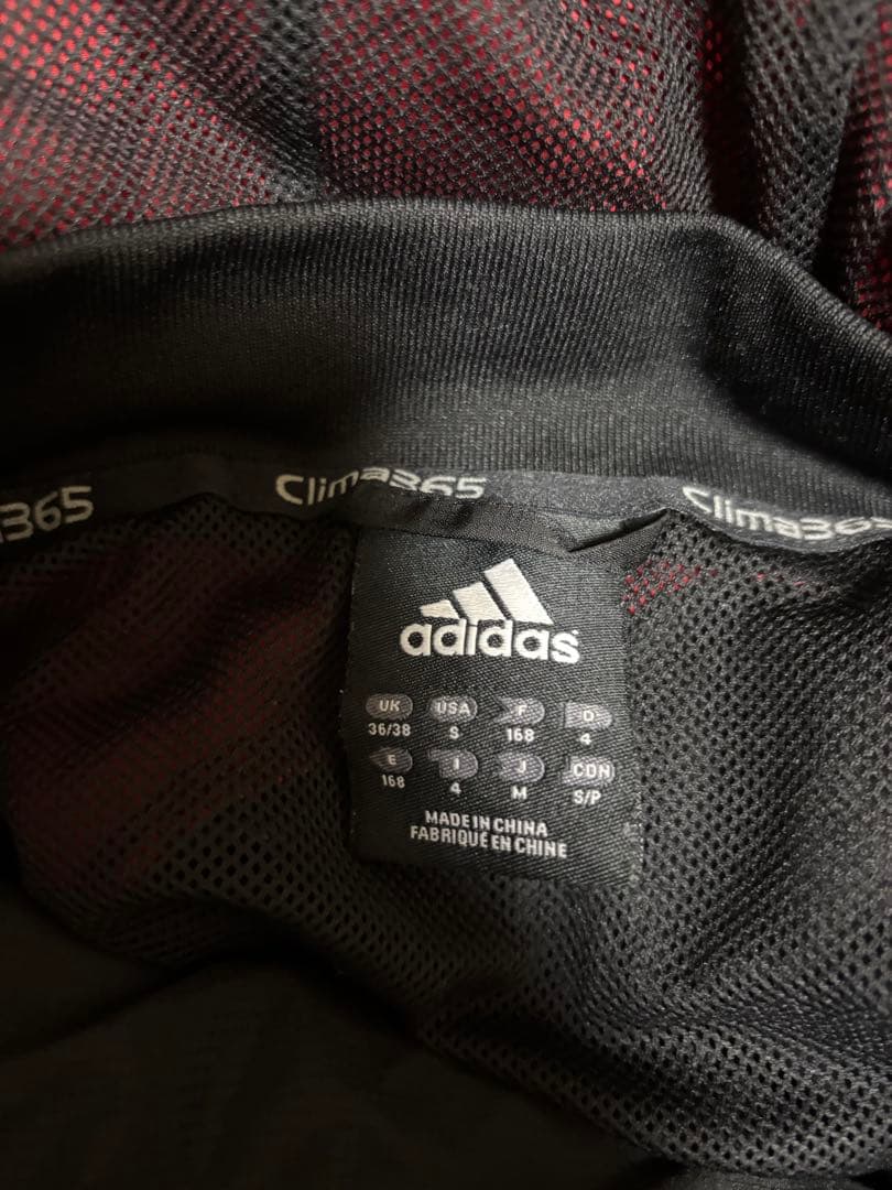 ACミラン adidas ピステ・ウィンドブレーカー 黒/赤 セットアップ
