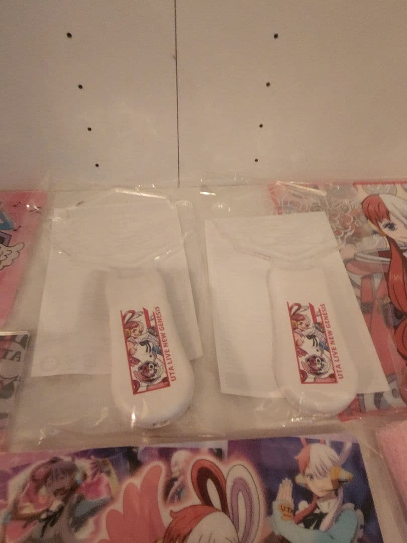 ONE PIECE FILM REDウタグッズまとめ売り