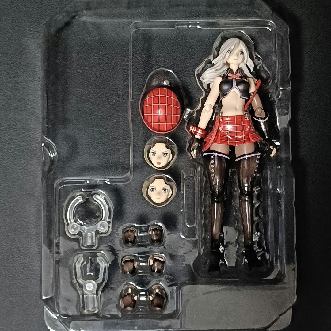 バンダイ D-Arts アリサ・イリーニチナ・アミエーラ