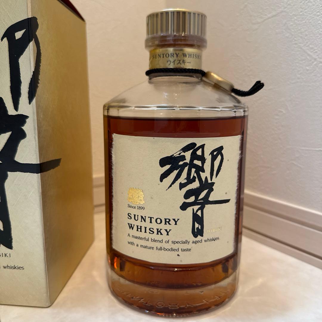 サントリーウイスキー響　裏ゴールドラベル　金キャップ　箱付き　未開封