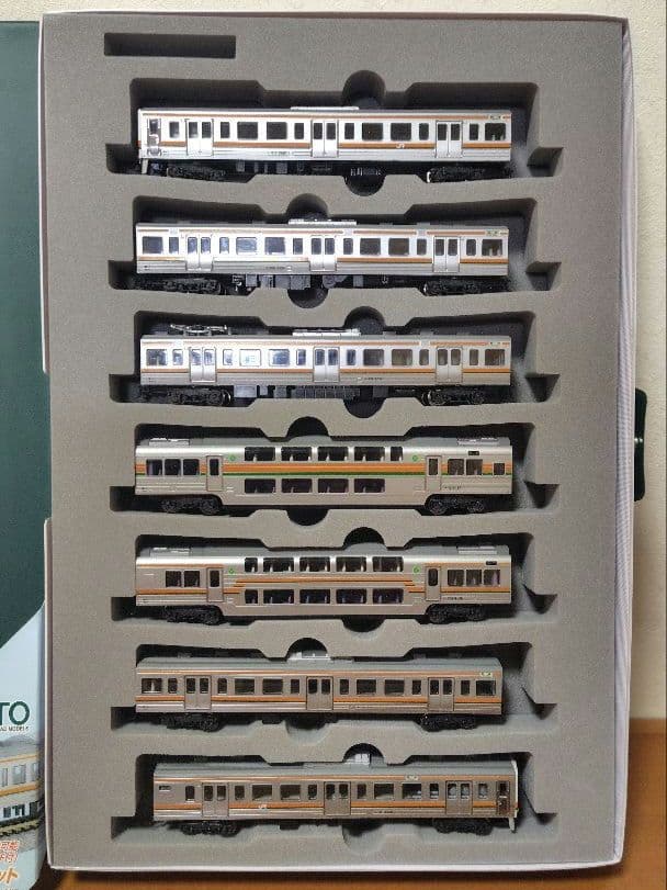 KATO 211系2000番台 7両基本セット+3両増結セット