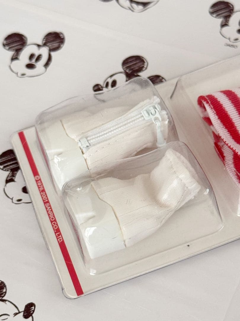 キティ　ドレスアップコレクション キューティパーティーファッション　赤