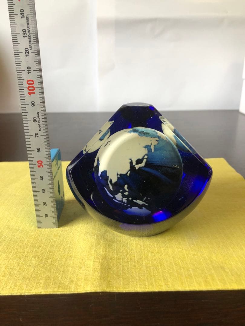 ガラスオブジェ(置物) GEARYS