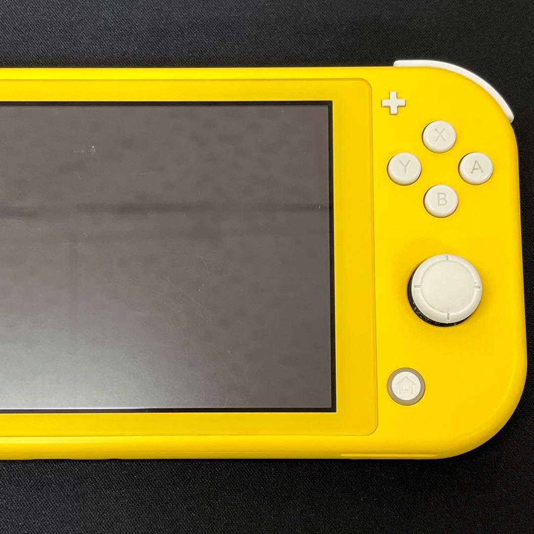 ジャンク【電源確認済み】Nintendo Switch Lite　イエロー