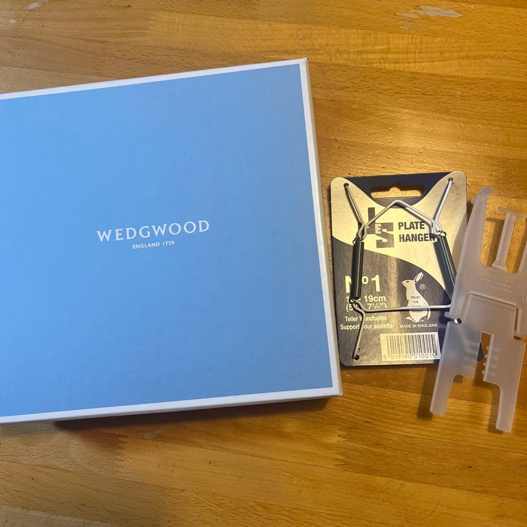  ピンクプレート 2021年製　プレートハンガー付き