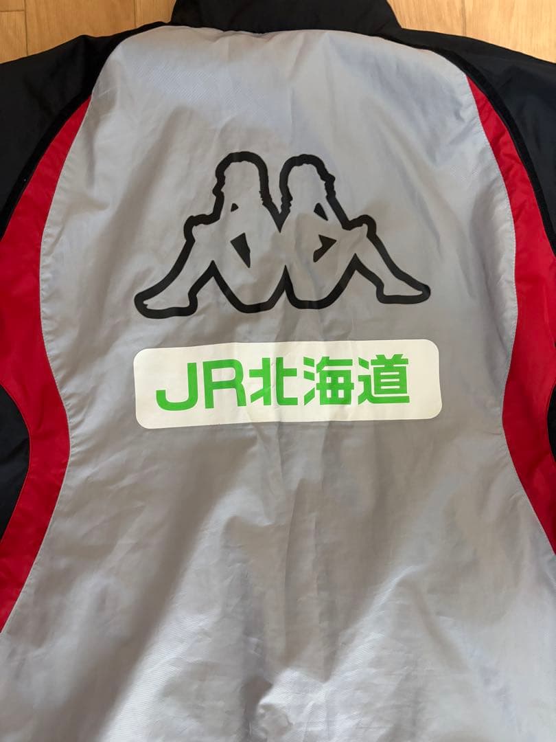 な*か様 【支給品・非売品】北海道コンサドーレ札幌 ウィンドブレーカー上下セット
