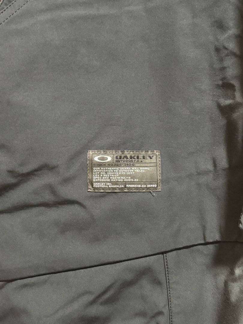 新品 OAKLEY カーキ スノーボード ビブパンツ Lサイズ オークリー 防水