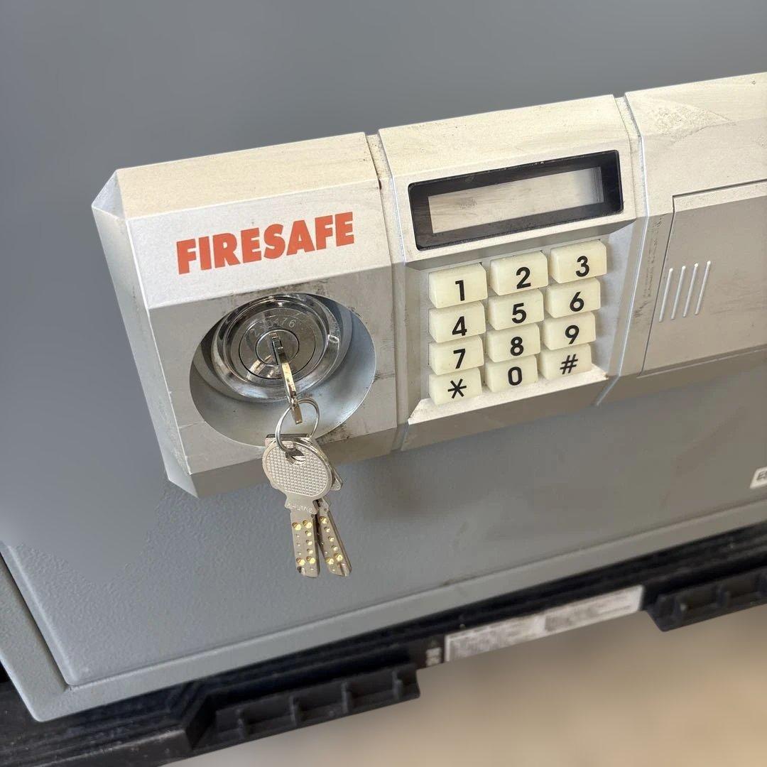 エーコー EIKO 小型耐火金庫 テンキー式 ES-9PK