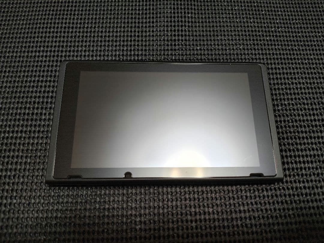 極美品　NintendoSwitch ニンテンドースイッチ本体　2024