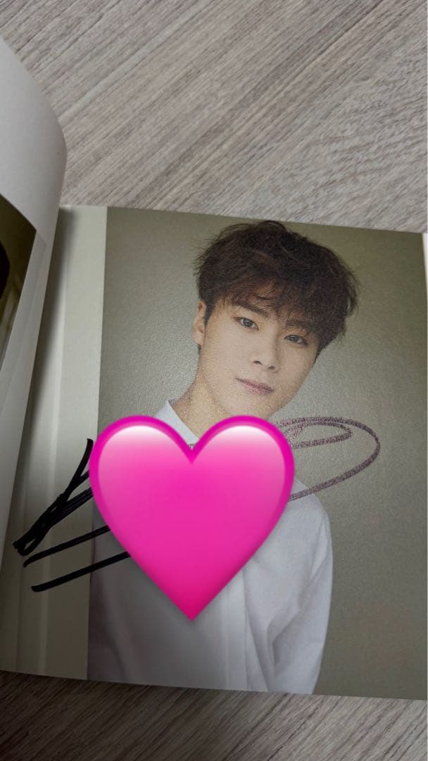 ASTRO ウヌ　ムンビン　MJ 直筆サイン