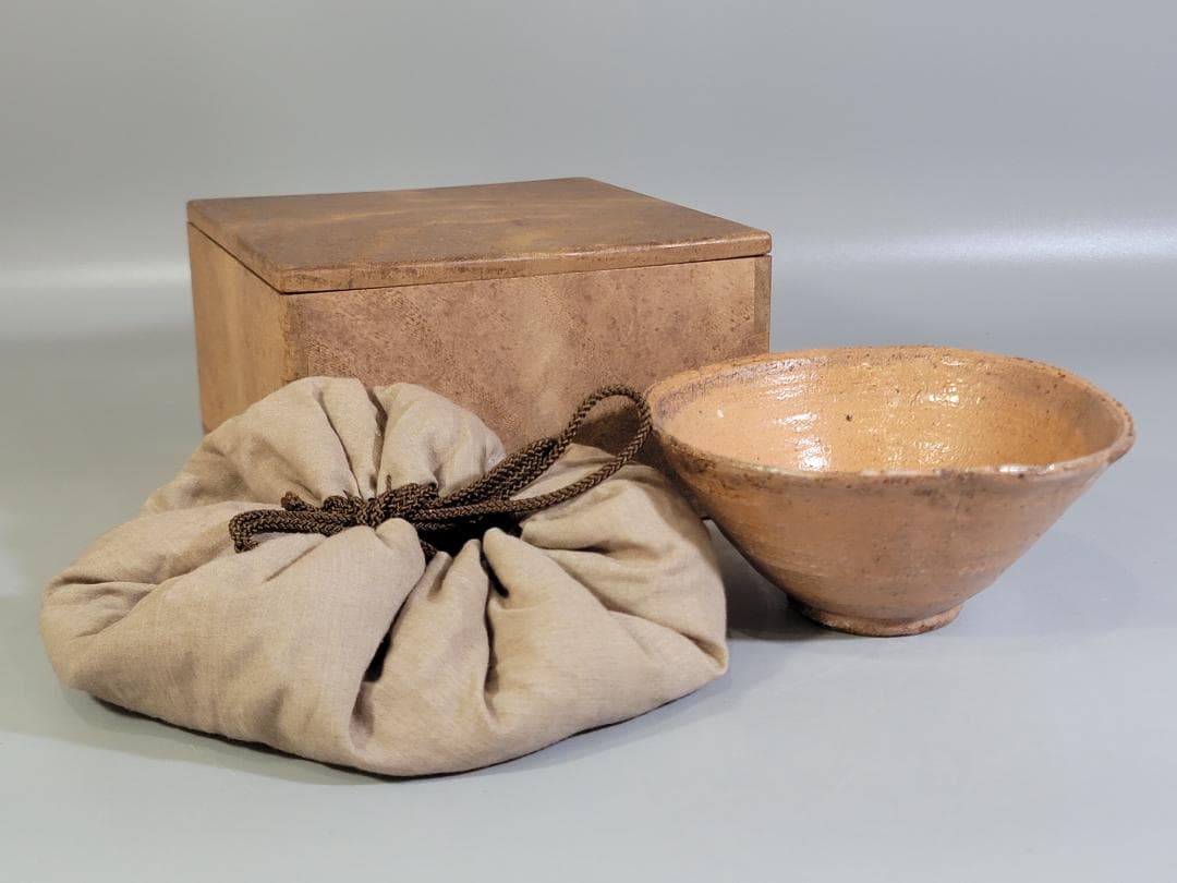 茶道具 斗々屋 魚屋茶碗 時代物 DT439