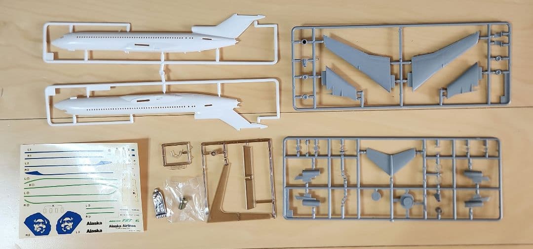 アラスカ航空ボーイング727　1/200　KITNo002/500