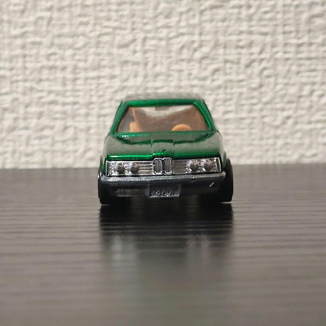 TOMICA　トミカ　　320i　緑色　箱付き