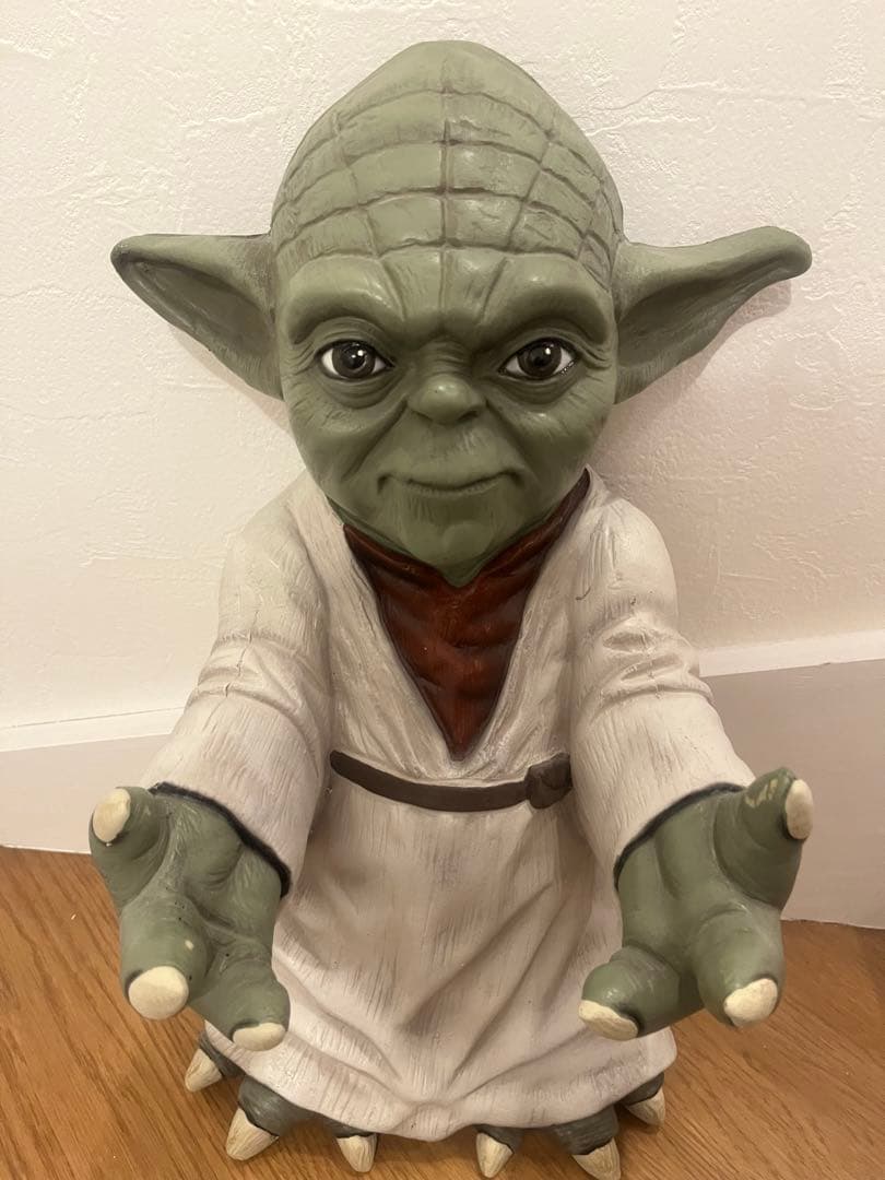 スターウォーズ　ヨーダ　キャンディーボールホルダー