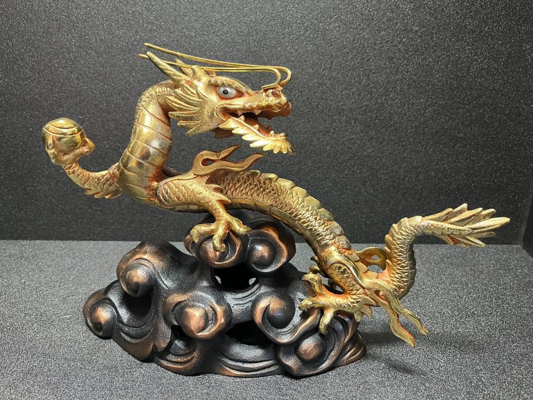 超美品　雲龍　龍　置物 　風水　開運　金属工芸　縁起物　箱入