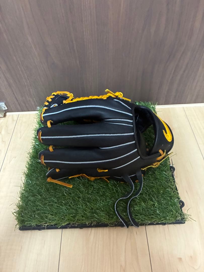 NIKE一般軟式用内野手グラブ　全紐交換＋湯もみ型つけ済み