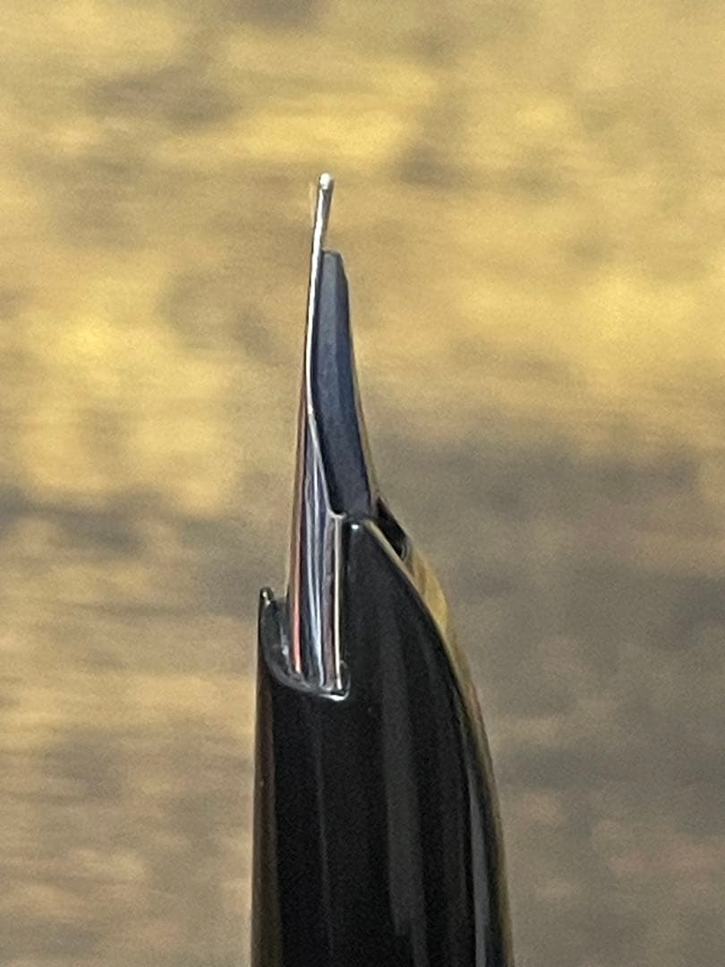 新品未使用　1977年製　蝕刻　エリート　18金　万年筆　パイロット　細字