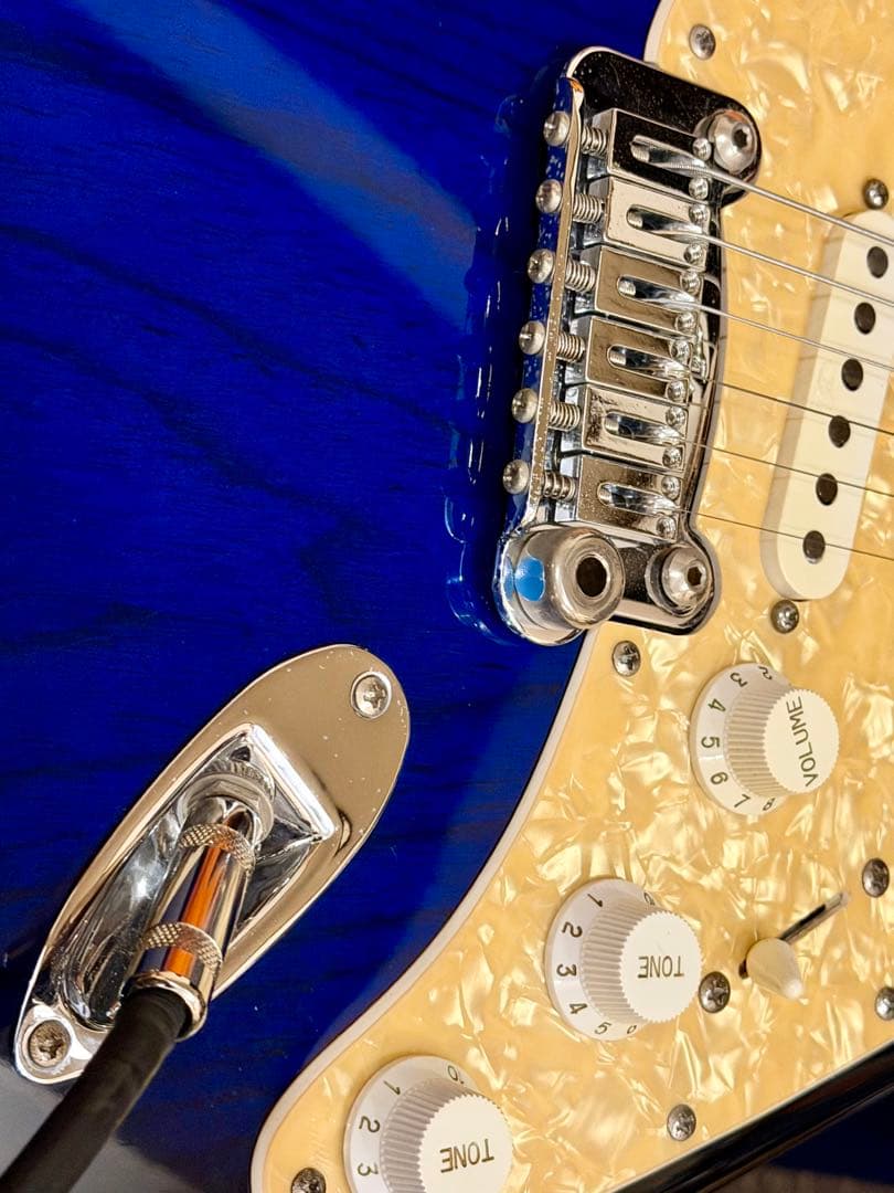 G&L ストラトキャスター Tribute Legacy Blue Burst