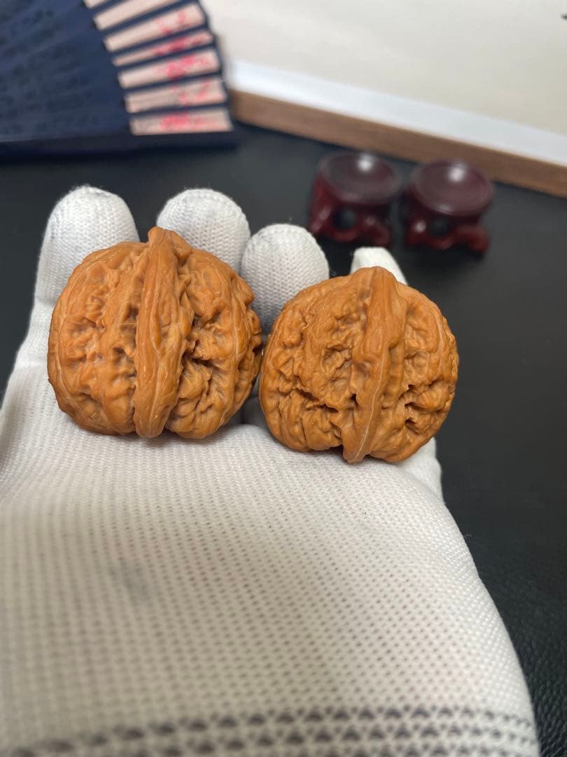 ❤️No.433 遊ぶクルミ　文玩核桃 精配球形红皮大粗筋