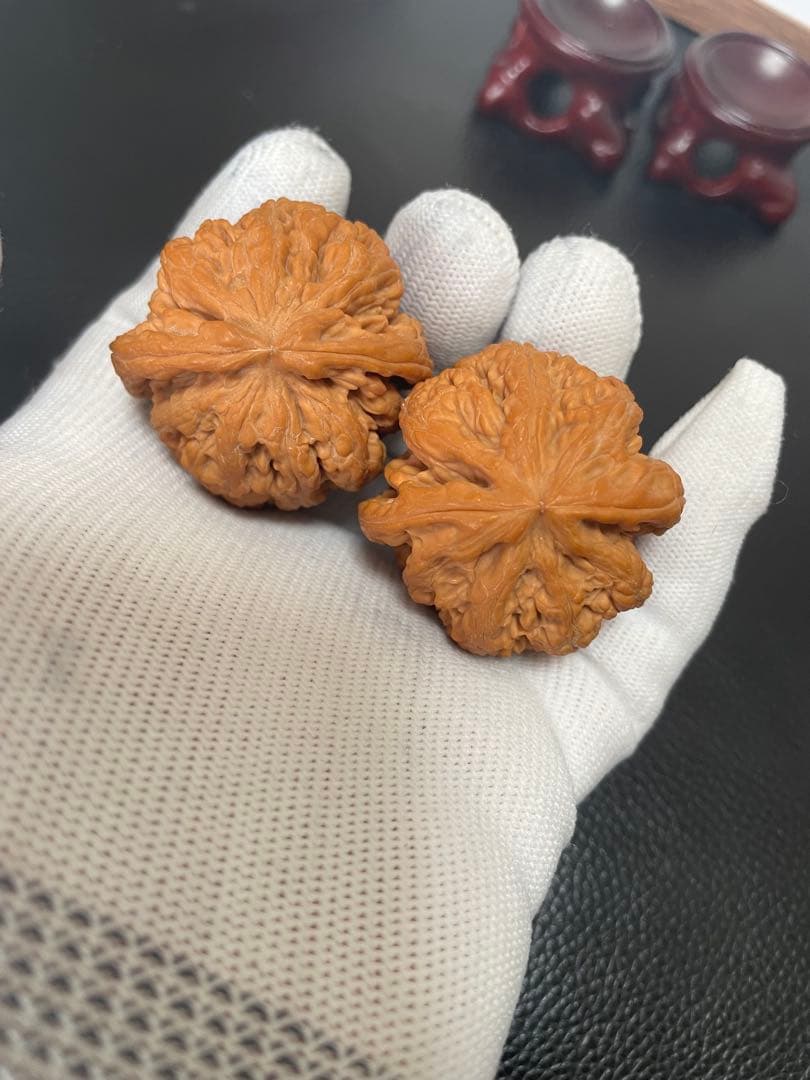 ❤️No.433 遊ぶクルミ　文玩核桃 精配球形红皮大粗筋