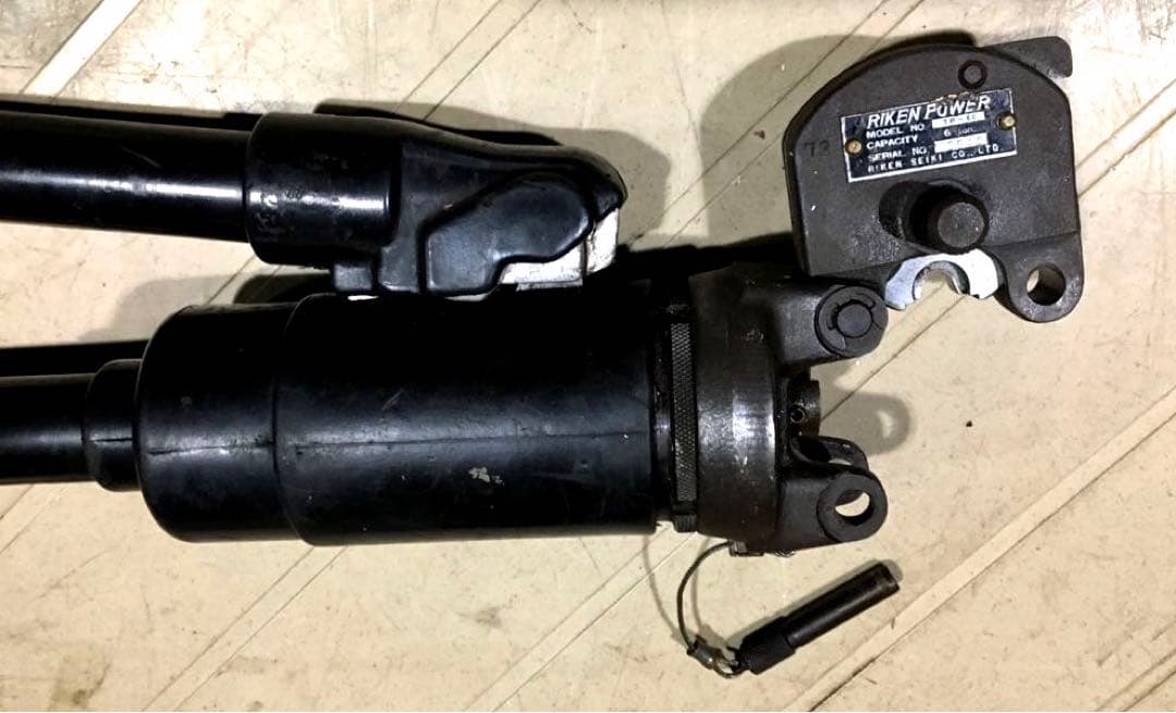 RIKEN理研　手動油圧式圧着工具TP−60